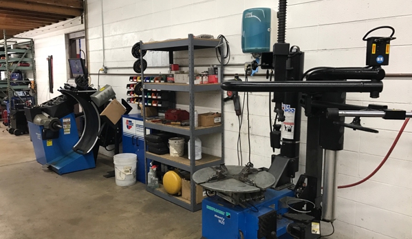 Marks Auto Service - Rockford, IL. Tire Equipment