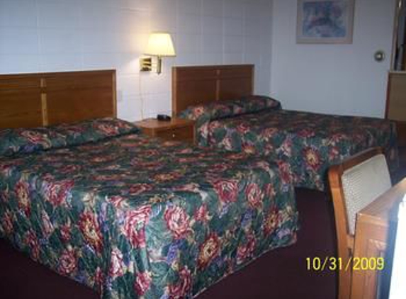 Grand View Motel - Beaver Dam, WI