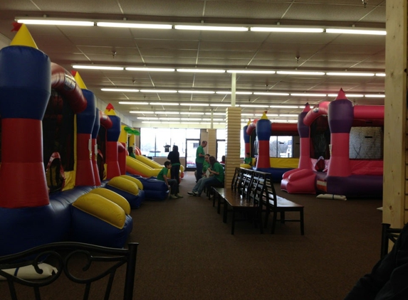 Zig Zag Play Bouncers, llc - Hopkinsville, KY