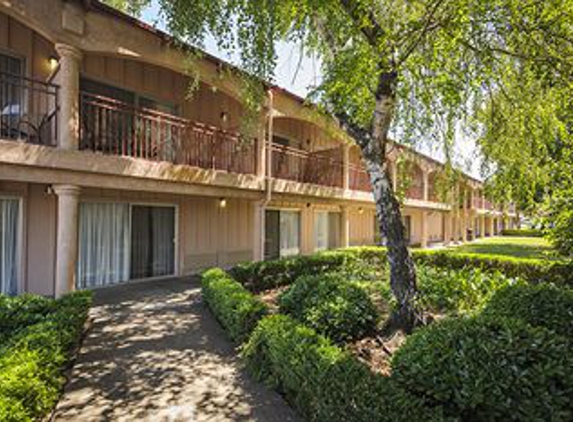 Days Inn by Wyndham Modesto - Modesto, CA