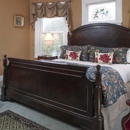 Whistling Swan Inn - Bed & Breakfast & Inns