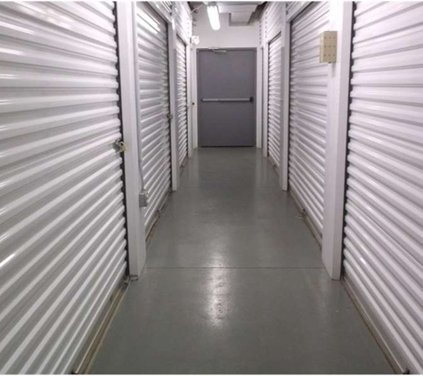 Extra Space Storage - Douglasville, GA