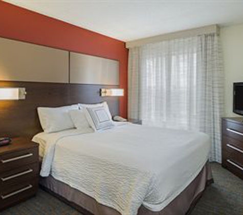 Residence Inn Boston Framingham - Framingham, MA