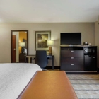 Hampton Inn & Suites Columbus