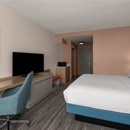 Hilton Garden Inn Charlotte North - Hotels