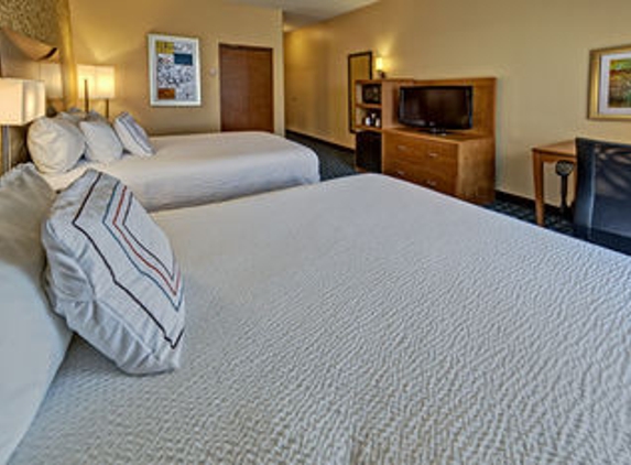 Fairfield Inn & Suites - Weatherford, OK