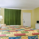Rodeway Inn - Motels