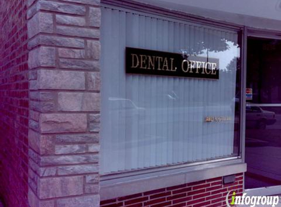 James Kenneth Potts, DDS - Chicago, IL