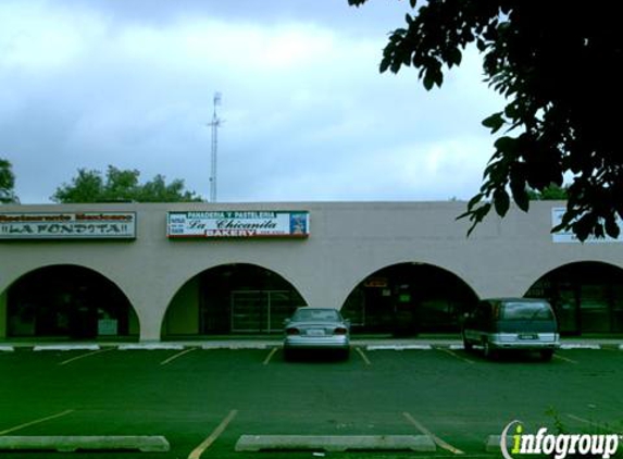 El Chicanito Bakery - Palatine, IL