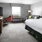 Hampton Inn & Suites West Bend